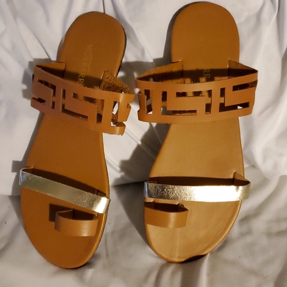 Sandals - Picture 3 of 3